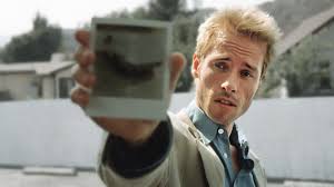 Still from Memento (2000)